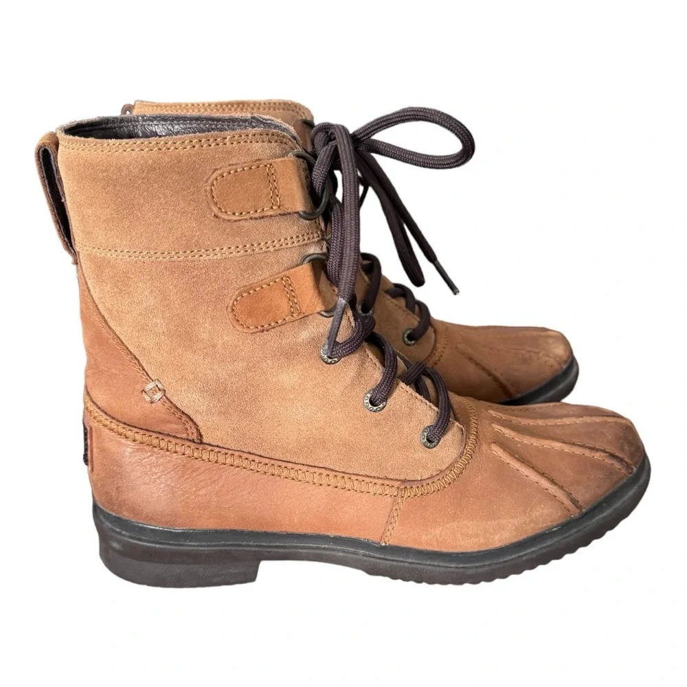 UGG Azaria Waterproof Leather Suede Ankle Boot Chestnut Women’s Size 7